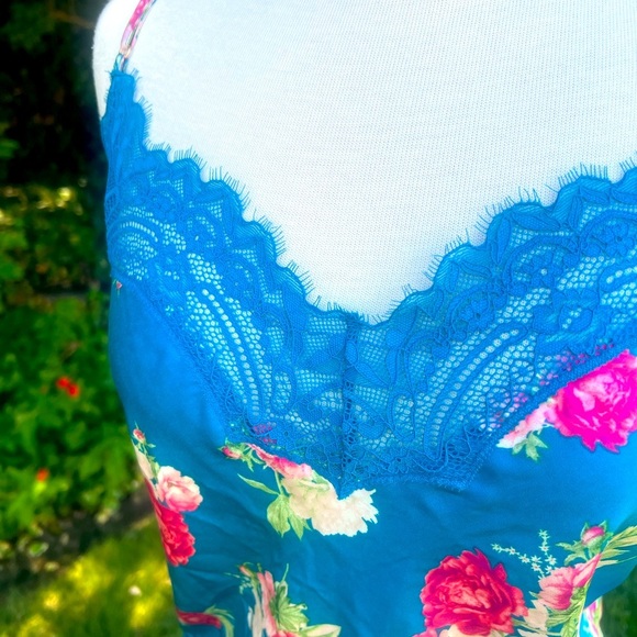 INC International Concepts Floral 🌷Lace Cami - Blue and Pink - Picture 3 of 6